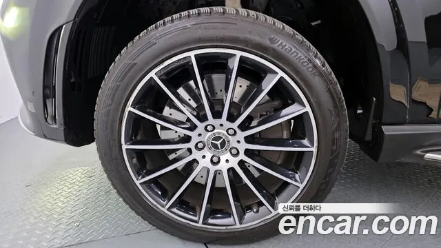 Mercedes-Benz GLE-Class 2023 — фото 5
