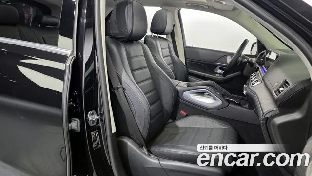 Mercedes-Benz GLE-Class 2023 — фото 10