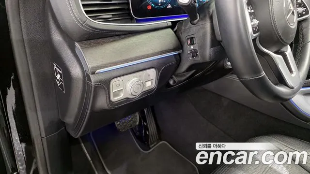Mercedes-Benz GLE-Class 2023 — фото 15