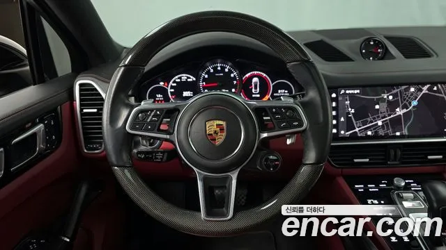 Porsche Cayenne 2022 — фото 13