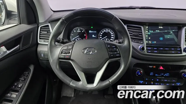 Hyundai Tucson 2017 — фото 13