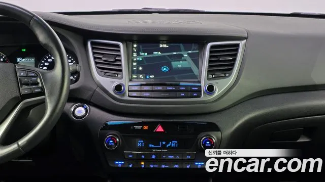 Hyundai Tucson 2017 — фото 16