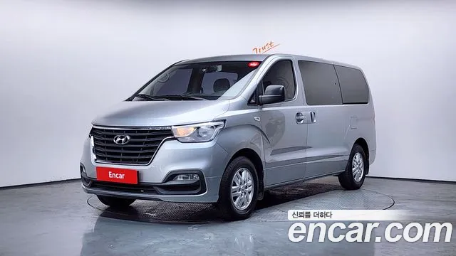 Hyundai Starex 2019 — фото 1