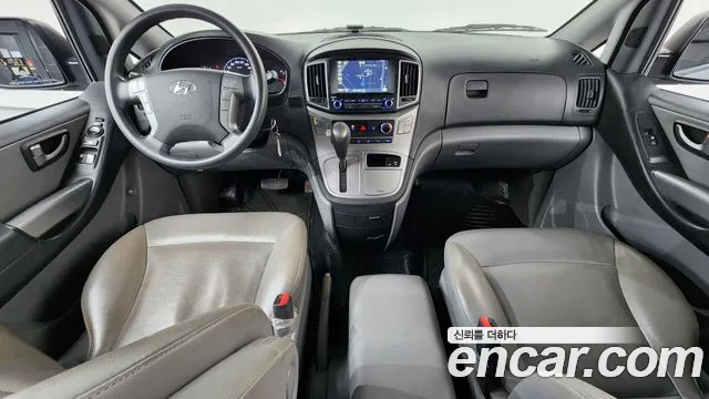 Hyundai Starex 2019 — фото 7