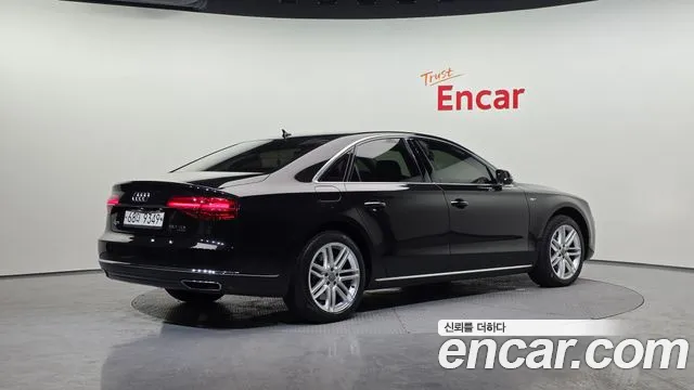 Audi A8 2015 — фото 2