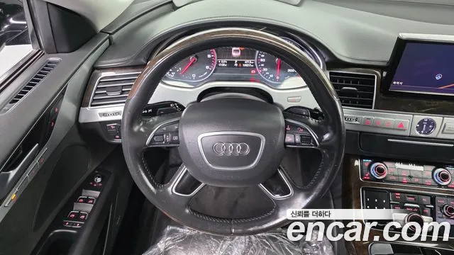 Audi A8 2015 — фото 13