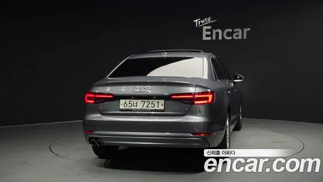 Audi A4 2018 — фото 4