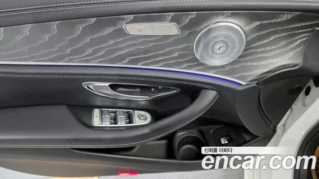 Mercedes-Benz E-Class 2021 — фото 14