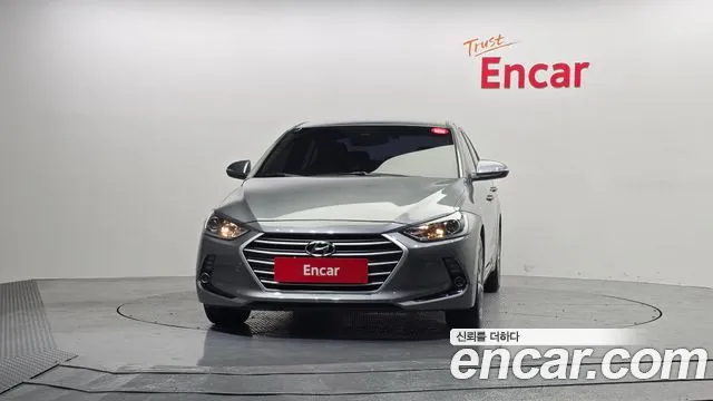 Hyundai AVANTE 2018 — фото 3