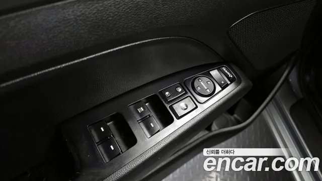 Hyundai AVANTE 2018 — фото 17