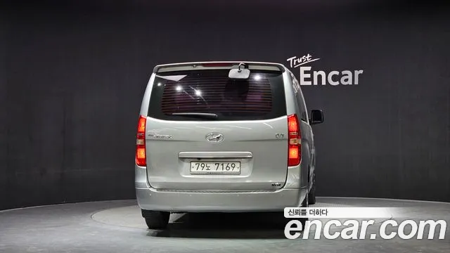 Hyundai Starex 2014 — фото 4