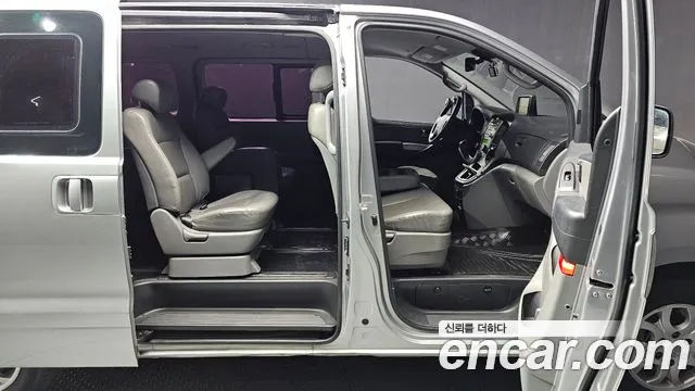 Hyundai Starex 2014 — фото 11