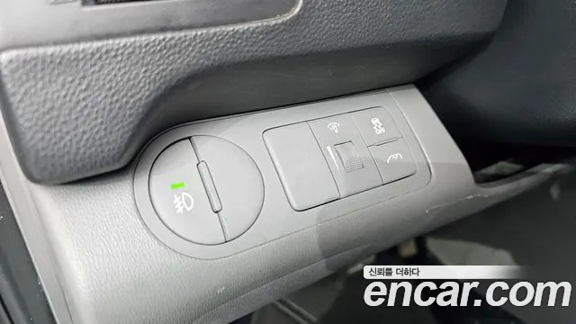 Hyundai Starex 2014 — фото 13