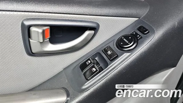 Hyundai Starex 2014 — фото 17