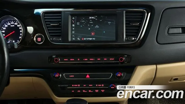 Kia Canival 2019 — фото 16