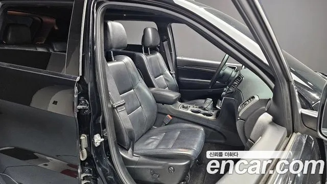 Jeep Cherokee 2019 — фото 12