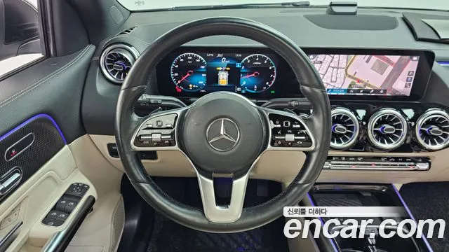 Mercedes-Benz GLA-Class 2021 — фото 13