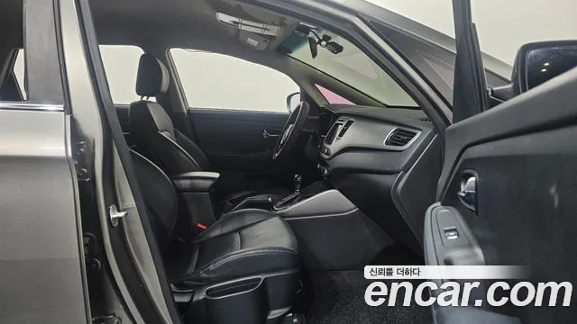 Kia Carens 2018 — фото 10
