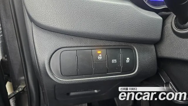 Kia Carens 2018 — фото 18