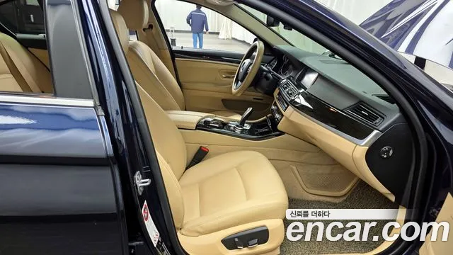 BMW 5-Series 2014 — фото 11