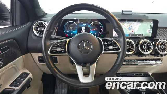 Mercedes-Benz GLB-Class 2021 — фото 13