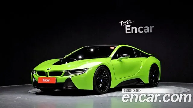 BMW i8 2015 — фото 1