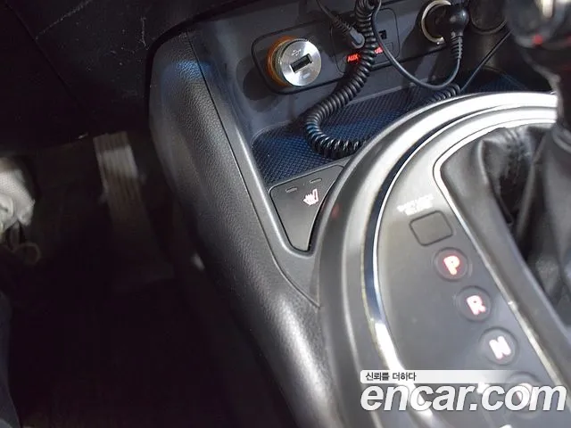 Kia Sportage 2011 — фото 17