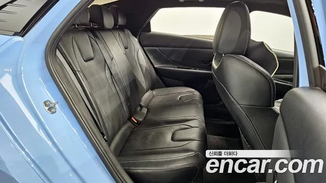 Hyundai AVANTE 2022 — фото 15