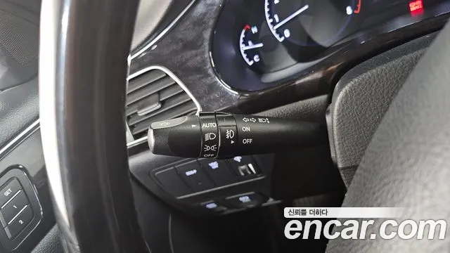 Hyundai Genesis 2013 — фото 14