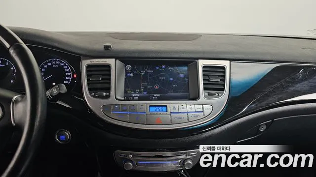 Hyundai Genesis 2013 — фото 16