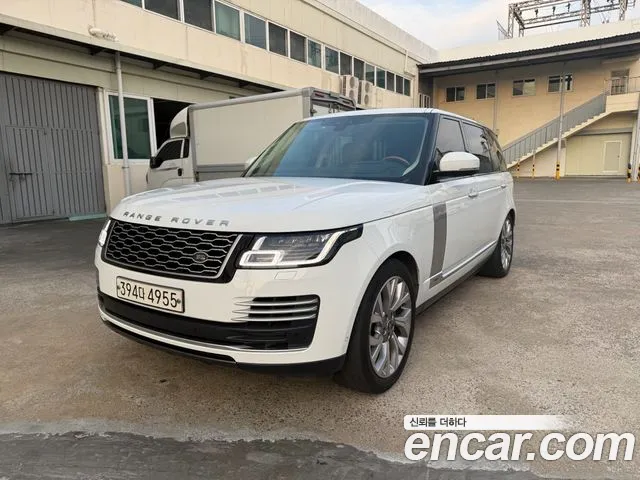 Land Rover Range Rover 2020 — фото 1