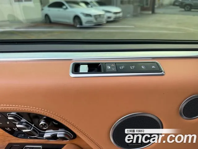 Land Rover Range Rover 2020 — фото 13
