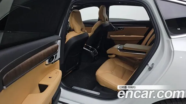 Volvo S90 2023 — фото 12