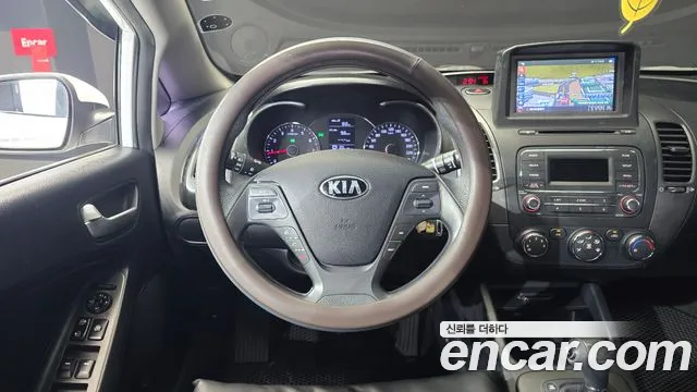 Kia K3 2015 — фото 14