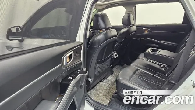 Kia Sorento 2021 — фото 11