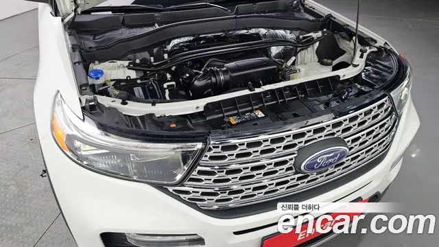 Ford Explorer 2020 — фото 6