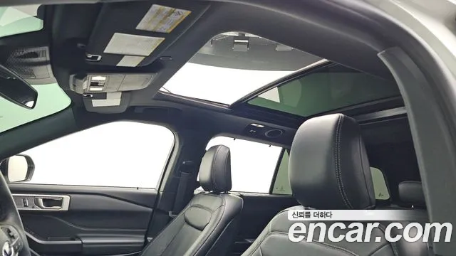 Ford Explorer 2020 — фото 18