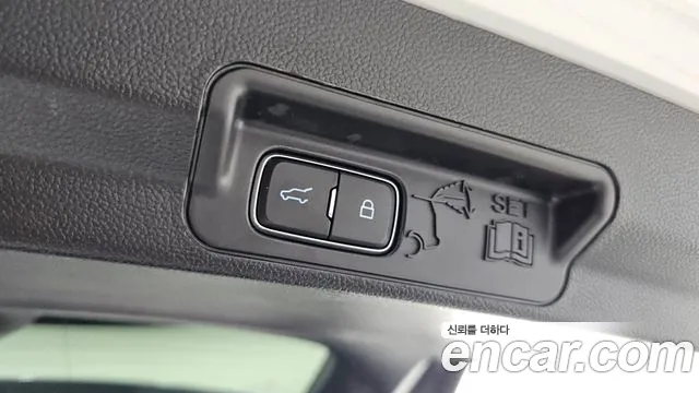 Ford Explorer 2020 — фото 20