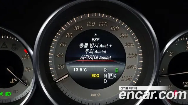 Mercedes-Benz CLS-Class 2016 — фото 16