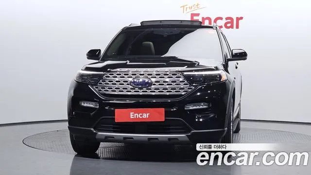Ford Explorer 2022 — фото 3