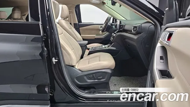 Ford Explorer 2022 — фото 10