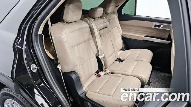 Ford Explorer 2022 — фото 12