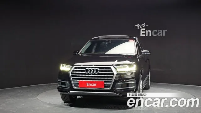 Audi Q7 2019 — фото 3
