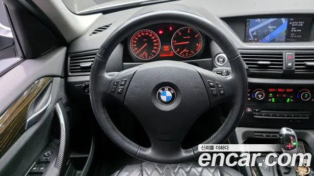 BMW X1 2010 — фото 13