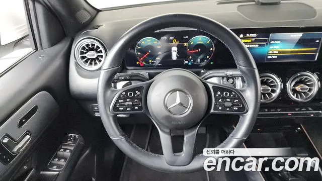 Mercedes-Benz GLB-Class 2021 — фото 13