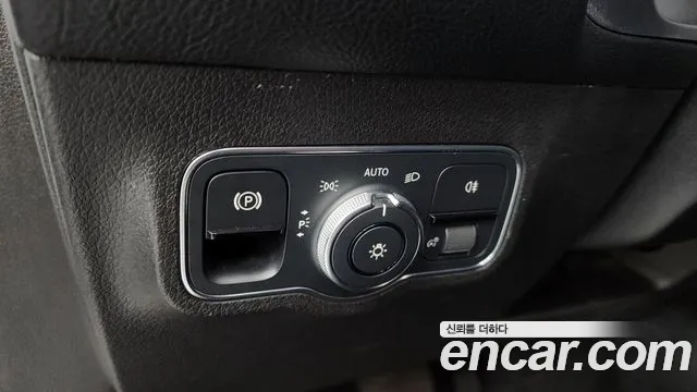 Mercedes-Benz GLB-Class 2021 — фото 14