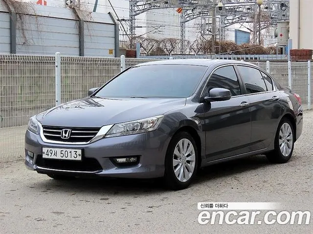 Honda Accord 2015 — фото 2