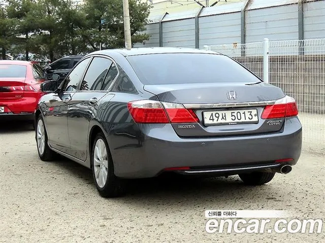 Honda Accord 2015 — фото 3
