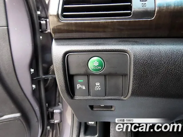 Honda Accord 2015 — фото 12