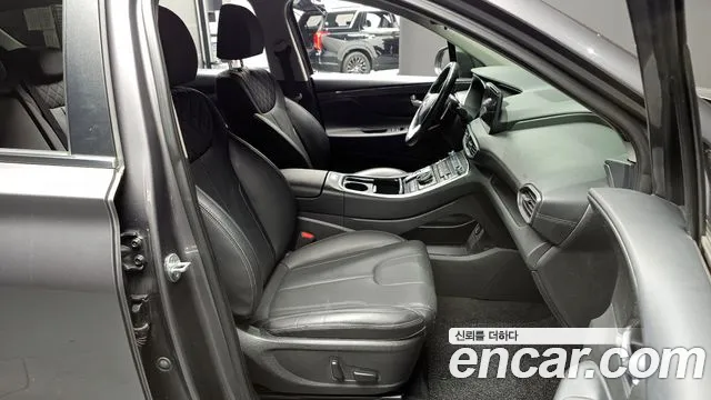 Hyundai Santafe 2021 — фото 10
